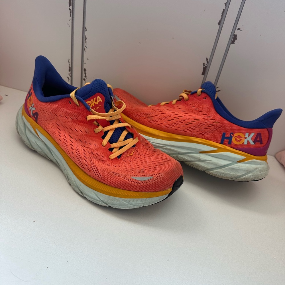 Women’s hokas shoes 8.5